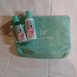 DayDreamer Travel Set